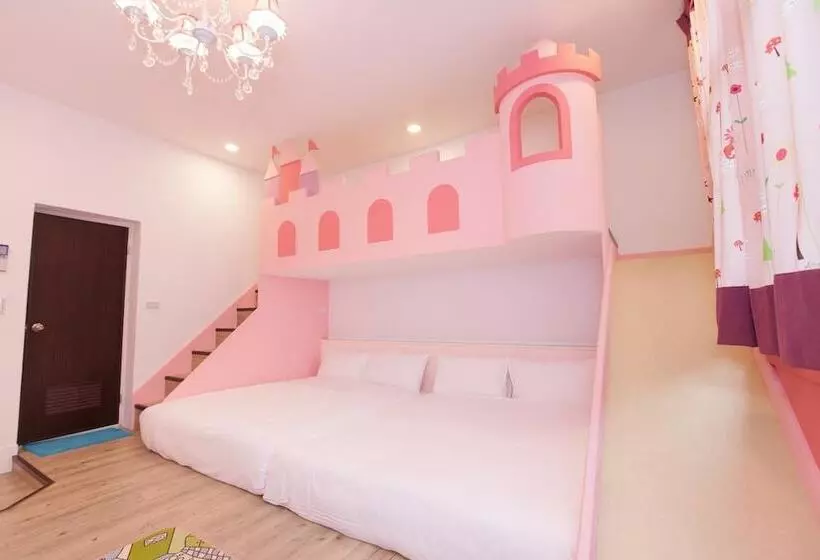 تختخواب و صبحانه Dream Out Of Eggs And Children