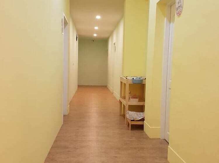 تختخواب و صبحانه Dream Out Of Eggs And Children