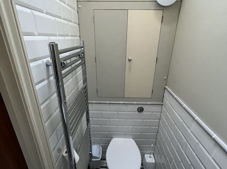 B&b Harlington Manor