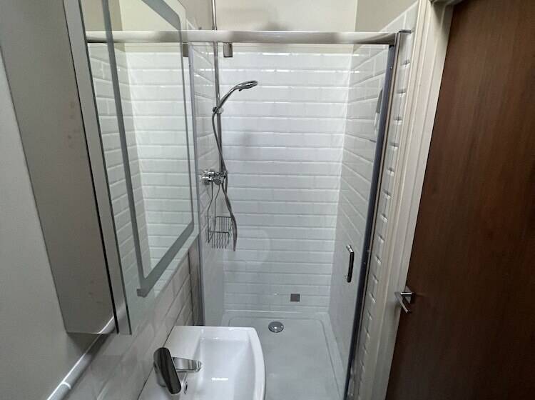 B&b Harlington Manor