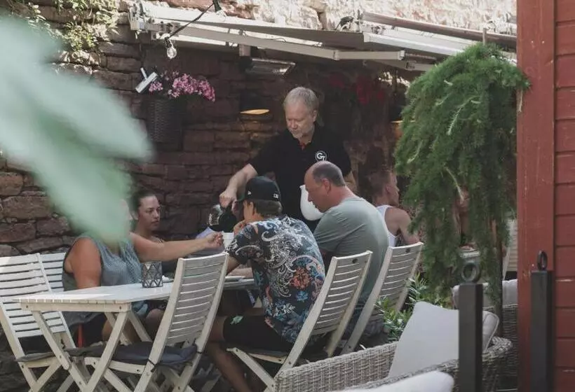 Gamla Televerket B&b