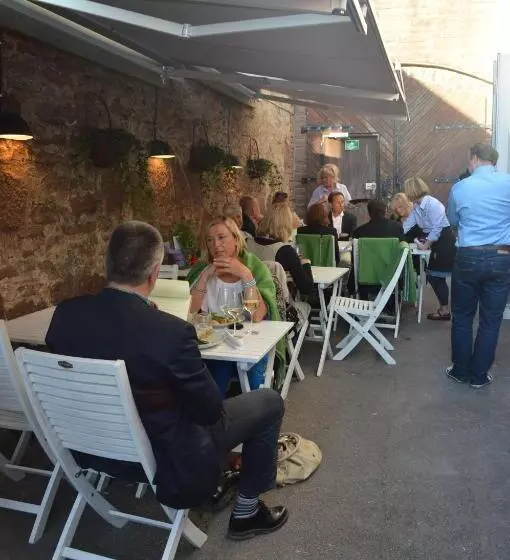 Gamla Televerket B&b