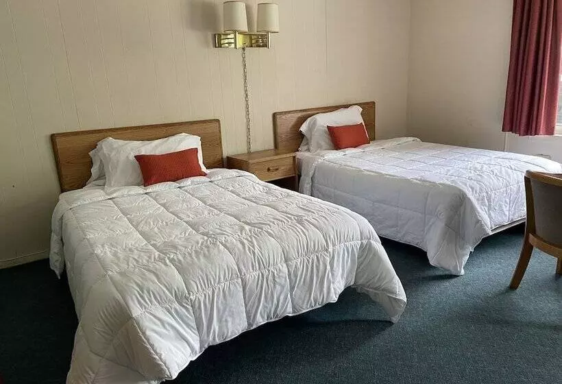 Gatehouse Motel