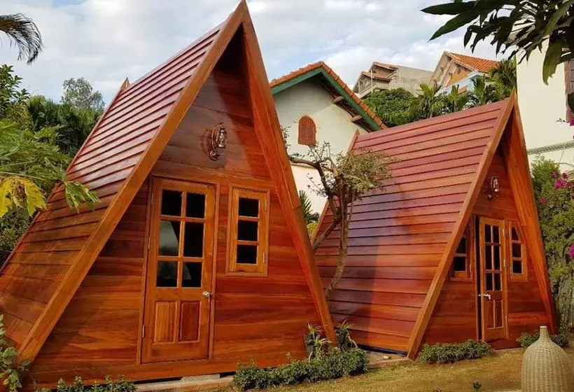Ha Long Ginger Homestay  Hostel