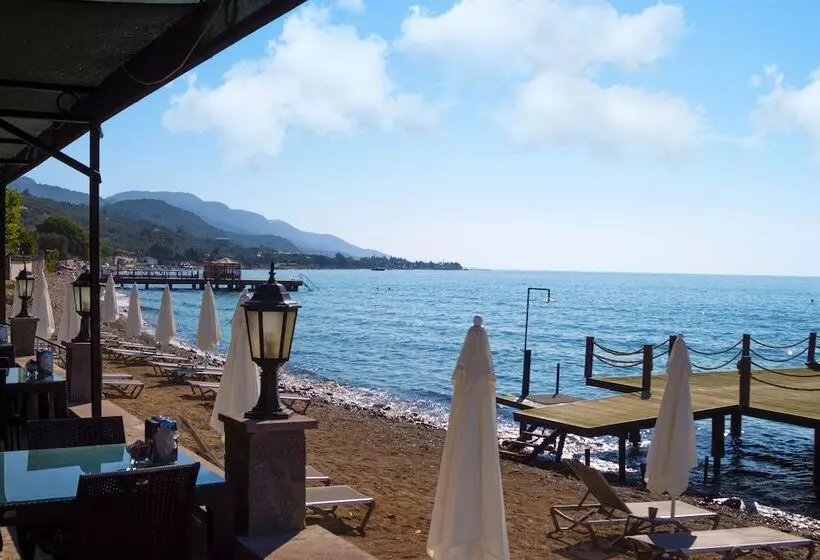 Hotelli Assos Kayalar Blue Beach