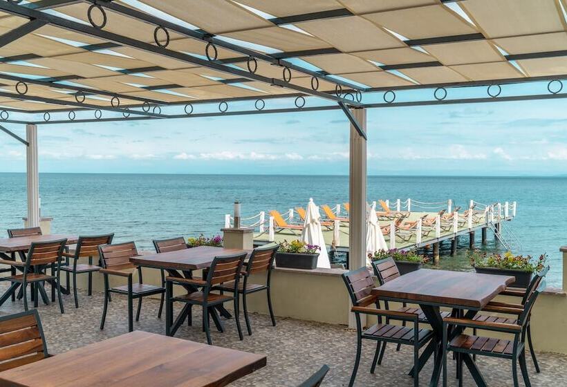 ホテル Assos Kayalar Blue Beach