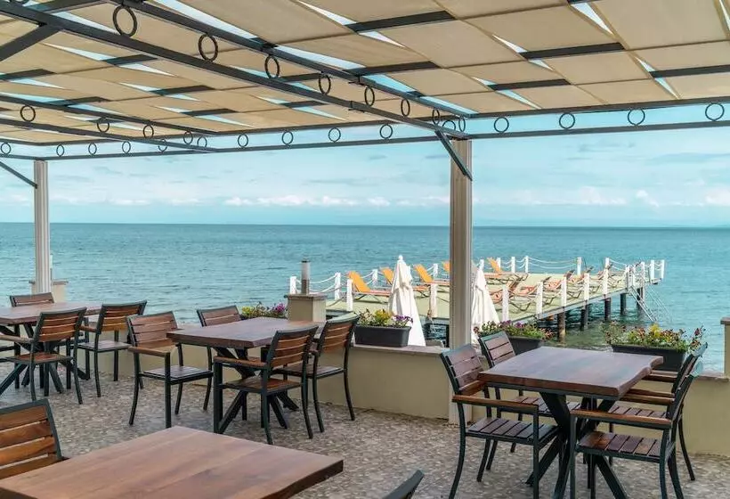 Hotelli Assos Kayalar Blue Beach