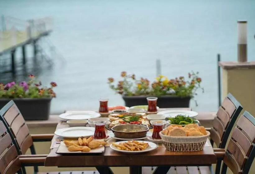 Hotelli Assos Kayalar Blue Beach