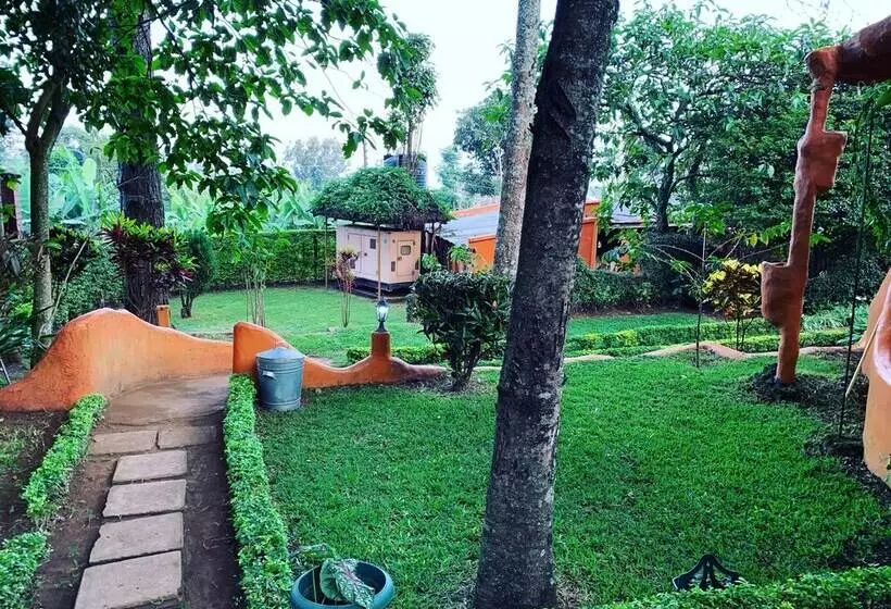 هتل Babylon Lodge