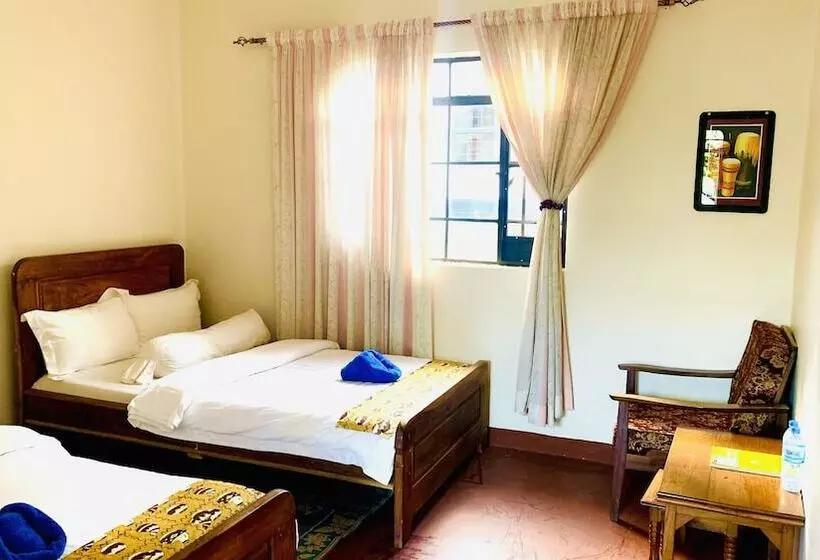 هتل Babylon Lodge