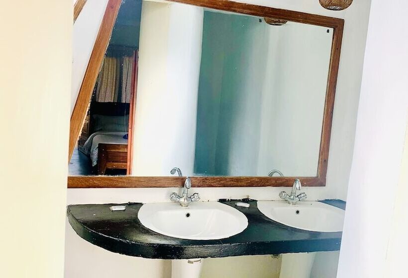 فندق Babylon Lodge