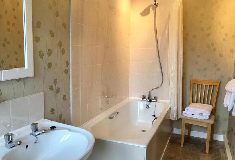 ホテル Lochearnhead