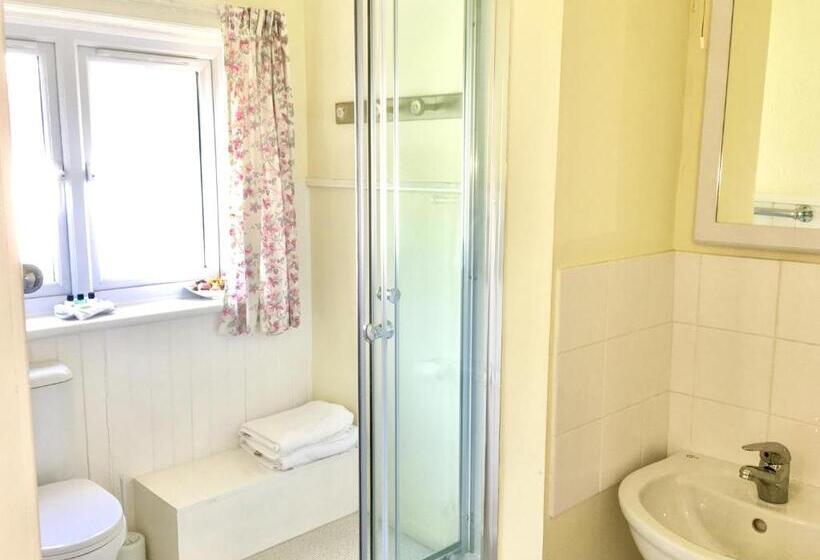 ホテル Lochearnhead