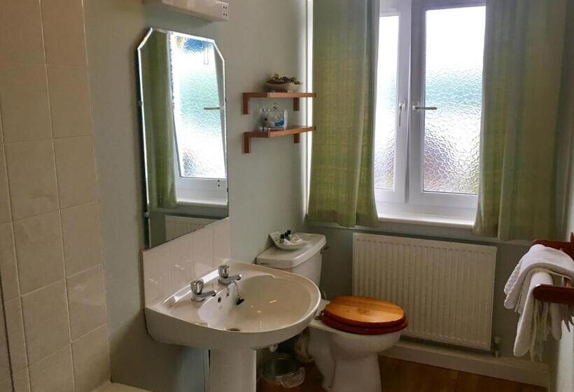 ホテル Lochearnhead