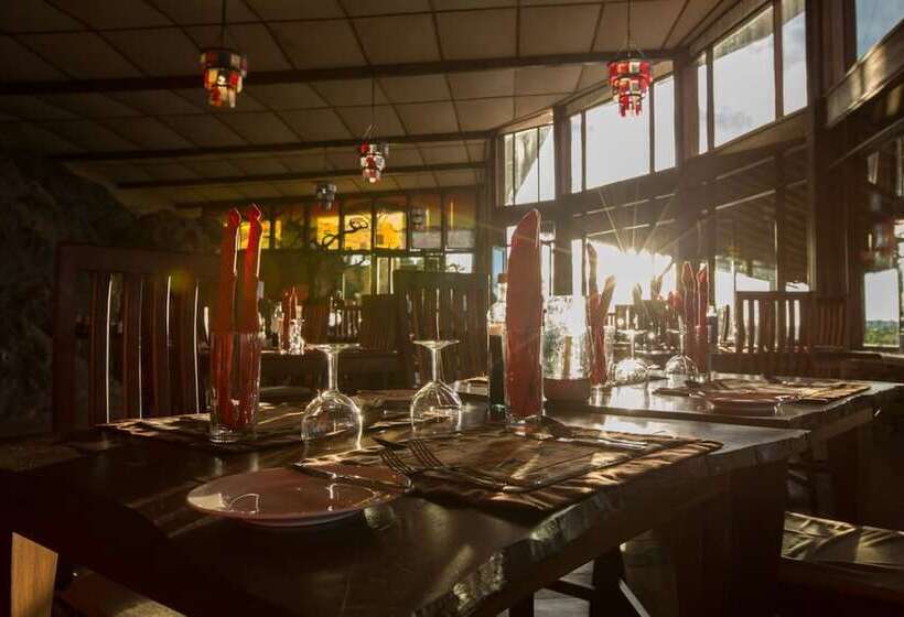 هتل Serengeti Simba Lodge