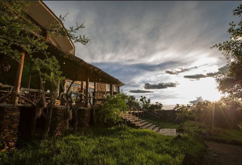 هتل Serengeti Simba Lodge