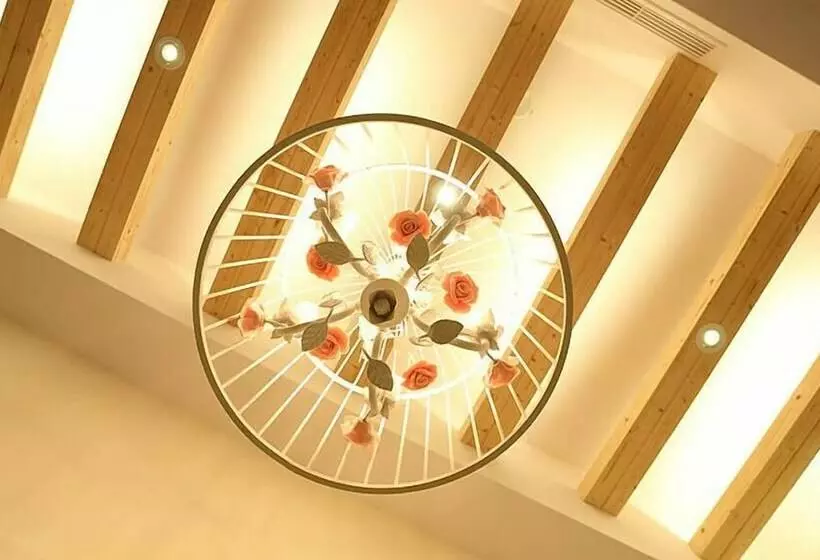 پانسیون Art House