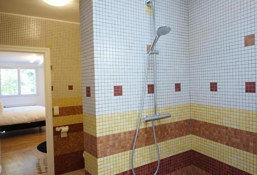 ペンション Une Chambre à Neuilly Guest House