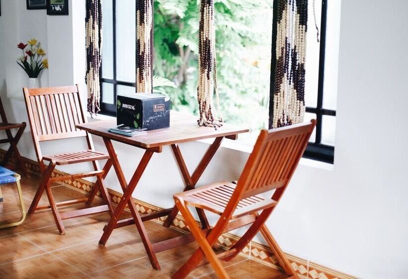 هاستل Sake Homestay