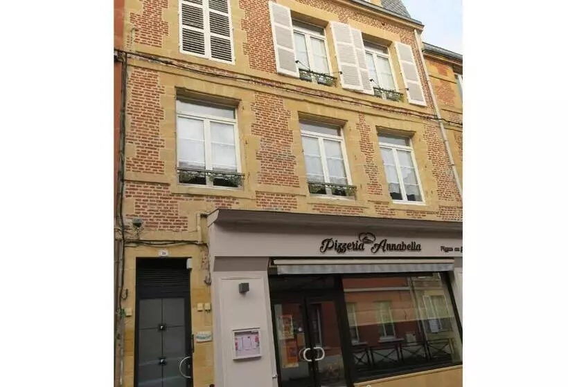 Aamiaismajoitus (B&B) Chambres Du Petit Bois