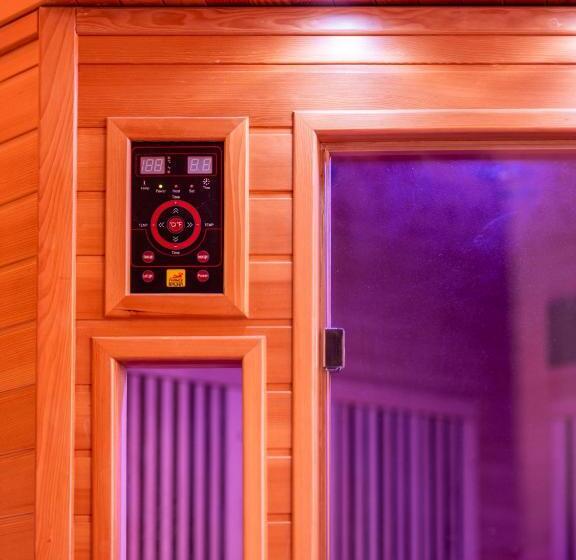 민박 La Tour Pom'pin