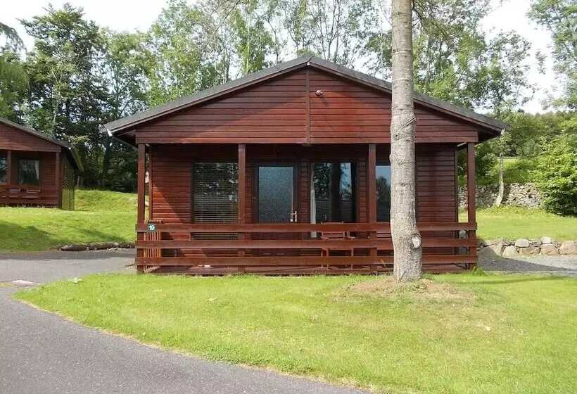 Birch Lodge 19 With Hot Tub