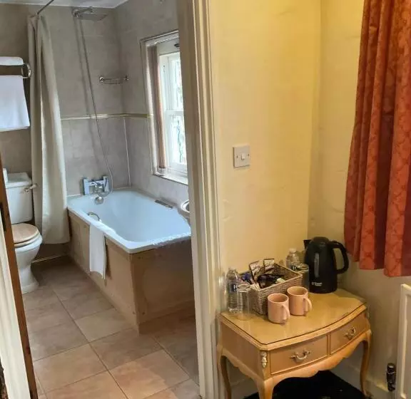 簡易ホテル The Jolly Farmer