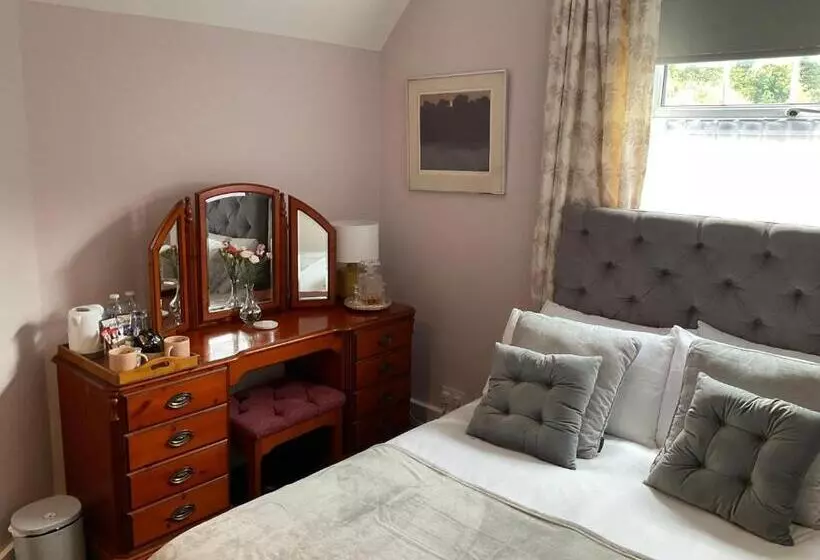 簡易ホテル The Jolly Farmer