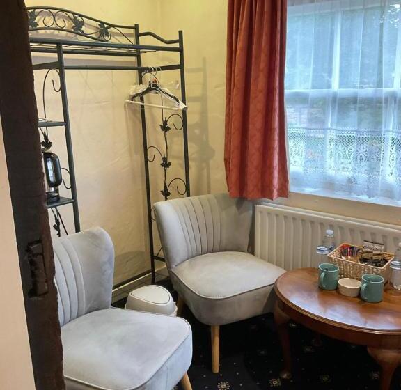 客栈  The Jolly Farmer