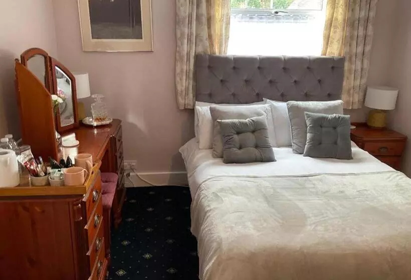 簡易ホテル The Jolly Farmer