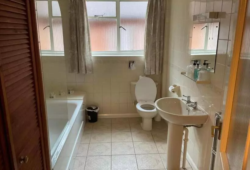 簡易ホテル The Jolly Farmer