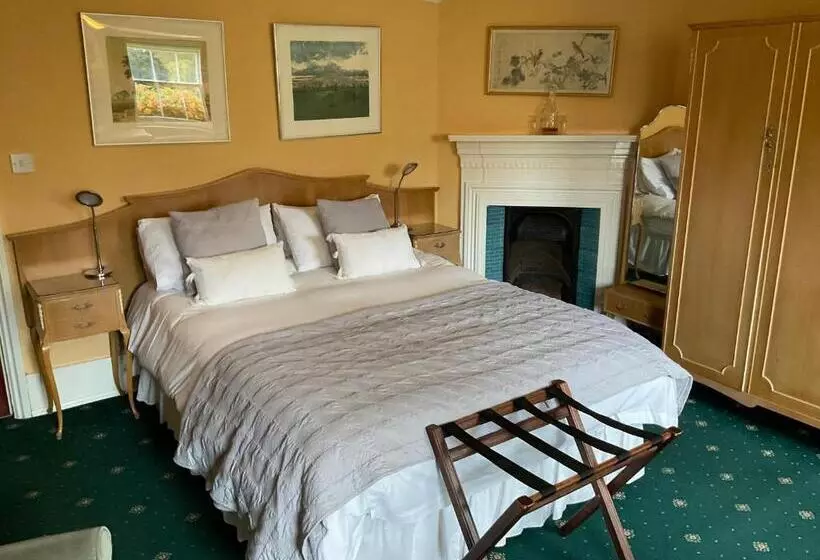 簡易ホテル The Jolly Farmer