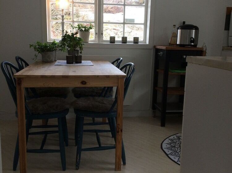 בית מלון כפרי Fjällbacka Camping