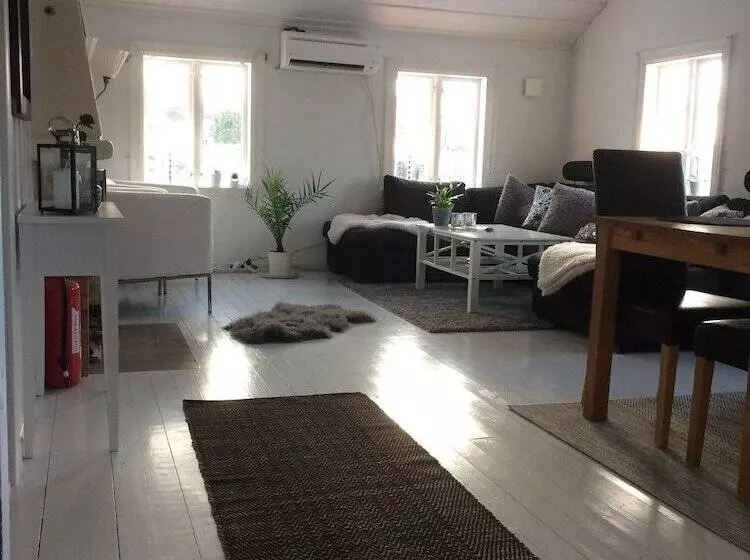 Hotelli Fjällbacka Camping