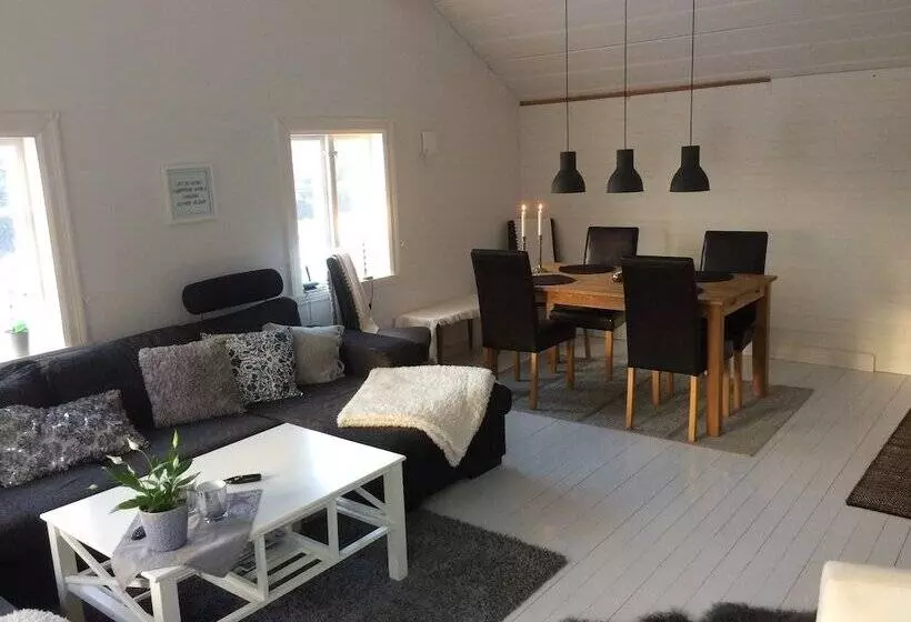 Hotelli Fjällbacka Camping