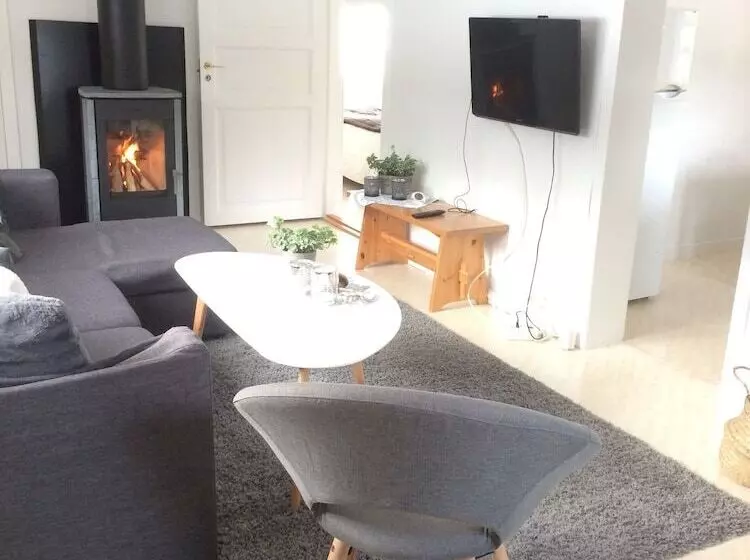 Hotelli Fjällbacka Camping