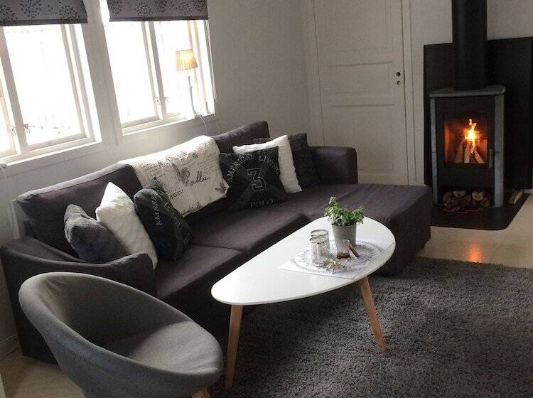 בית מלון כפרי Fjällbacka Camping