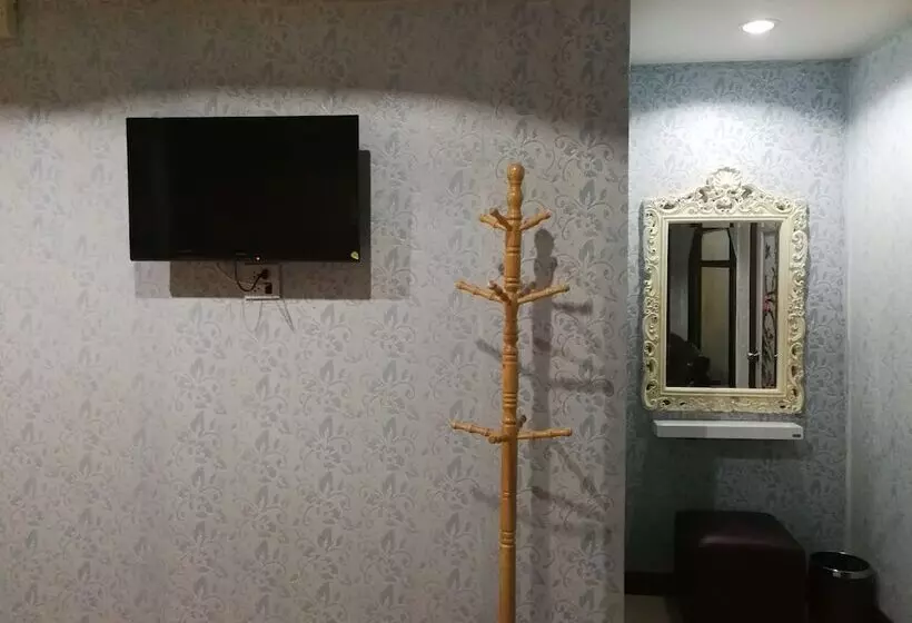 ホテル Nattawadee Resort