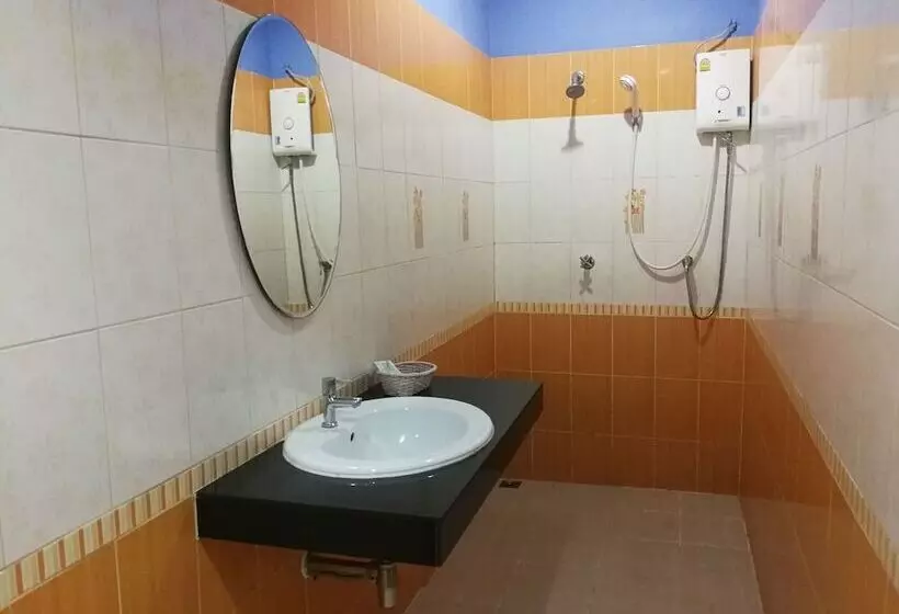 ホテル Nattawadee Resort