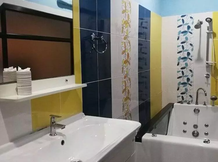 ホテル Nattawadee Resort