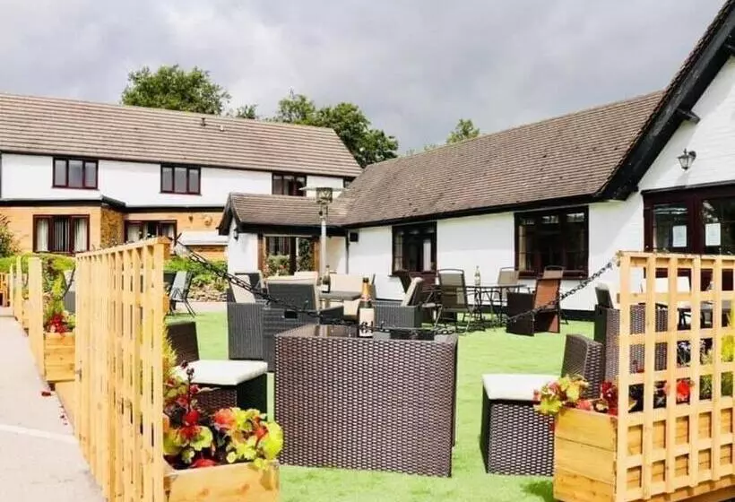 هتل The Boars Head