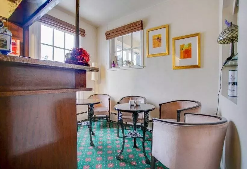 هتل The Murray Arms