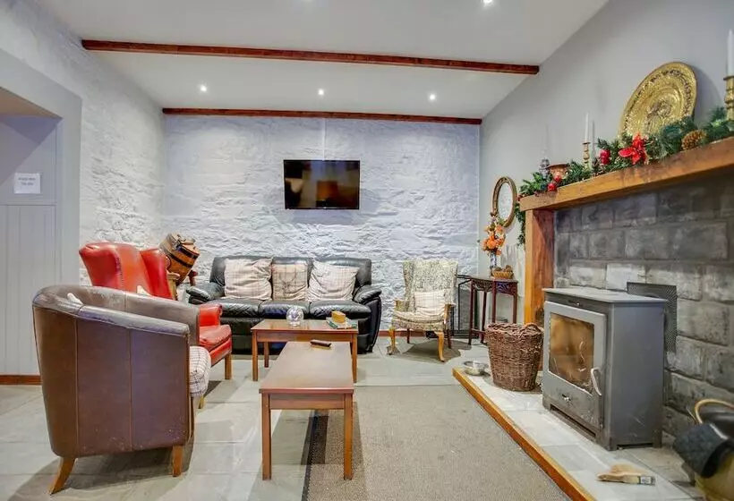 هتل The Murray Arms