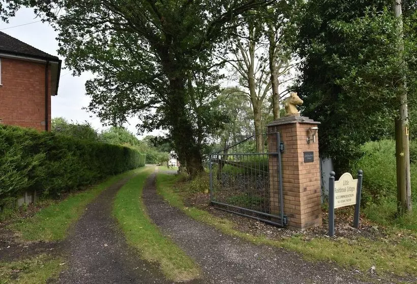 Little Rushbrook Cottages