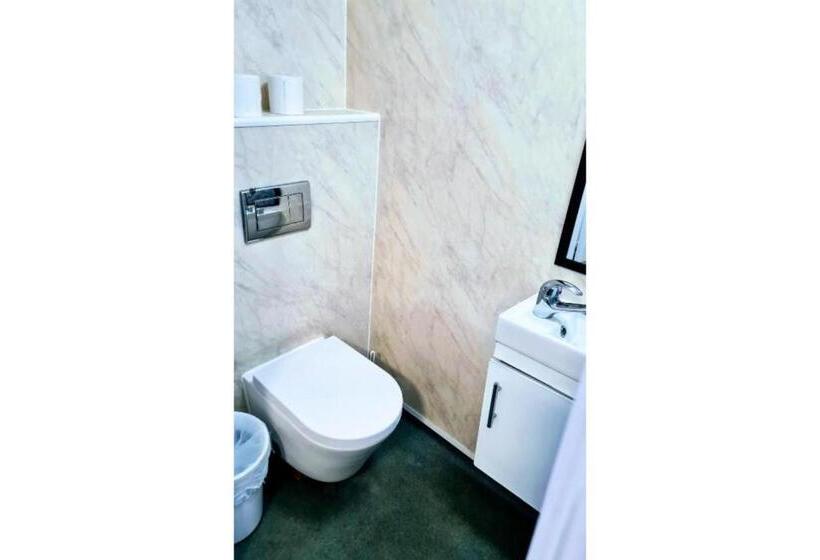 فندق على الطريق Aparthotel Hathern