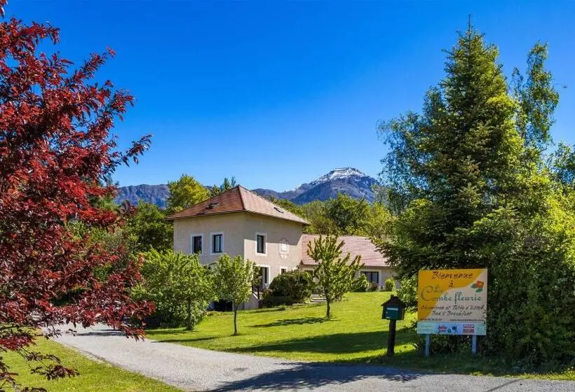 Majatalo La Combe Fleurie Appartements & Chambres