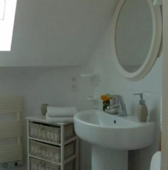 Majatalo Le Nid D'omer