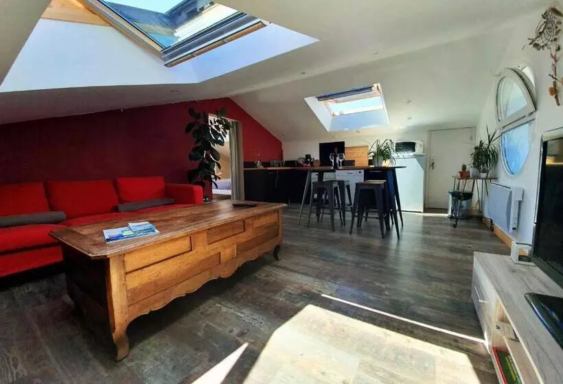 ユースホステル La Maison Bisca