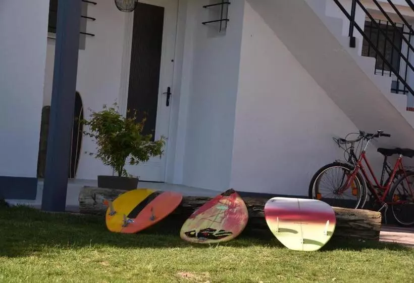 ユースホステル La Maison Bisca