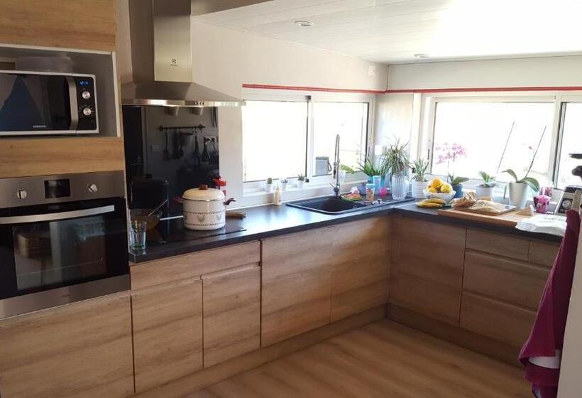 הוסטל La Maison Bisca